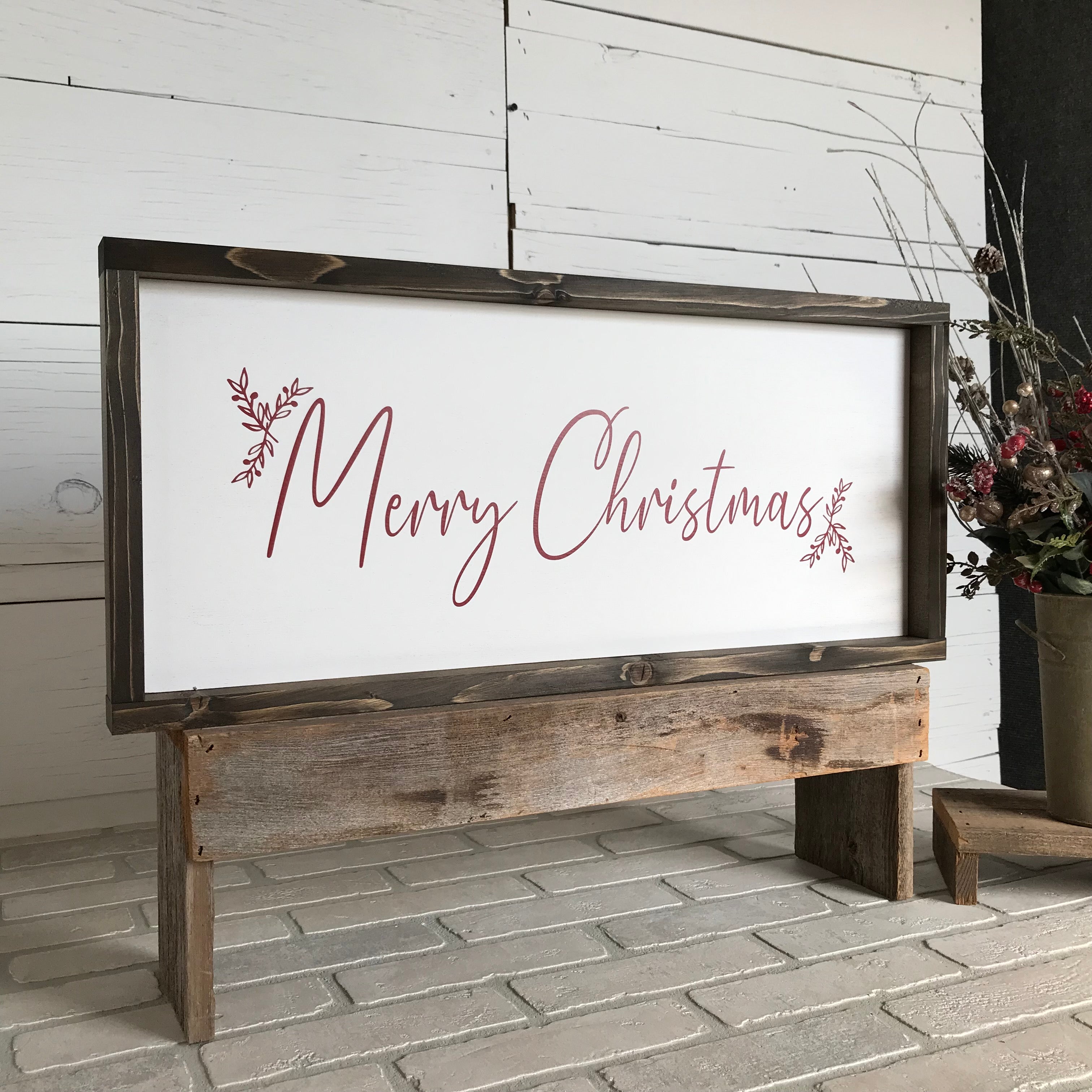 Merry Christmas Farmhouse Sign